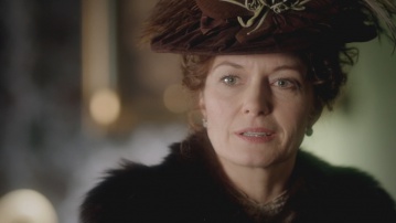 Lady Carmichael (Catherine McCormack)