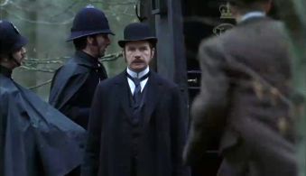 Inspector Warner (Simon Chandler)