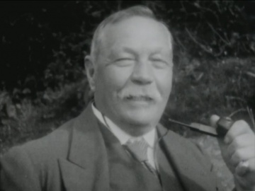 Conan Doyle Home Movie Footage 13 (70 sec.) Arthur Conan Doyle with family, relatives and dog at Bignell Wood (1925~1930)