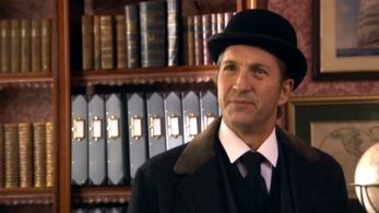 Inspector Stirling (Michael Maloney)