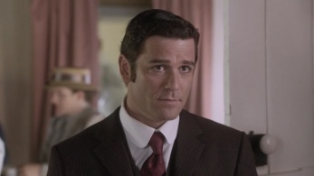 William Murdoch (Yannick Bisson)