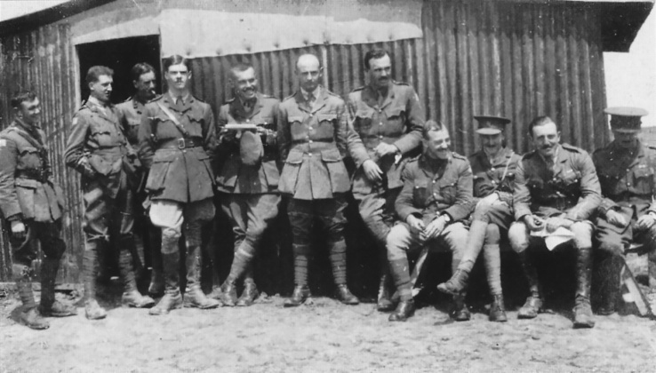 Kingsley (5th from left) with 1st Battalion Hampshire Regiment (1917).