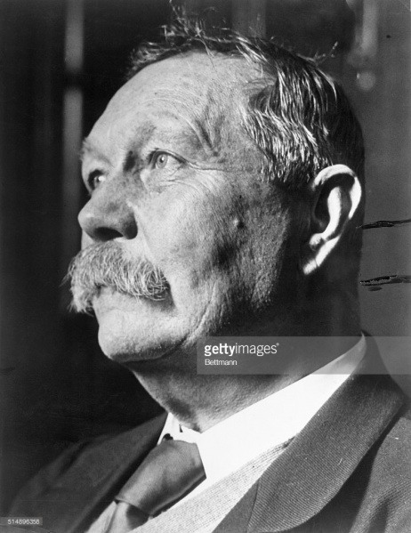 File:1922-arthur-conan-doyle2.jpg