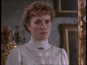Miss Violet Merville (Abigail Cruttenden)