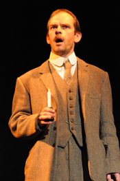 File:2010-the-hound-of-the-baskervilles-parkinson-08.jpg