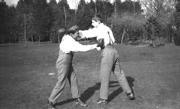 File:1922ca-adrian-and-denis-boxing.jpg