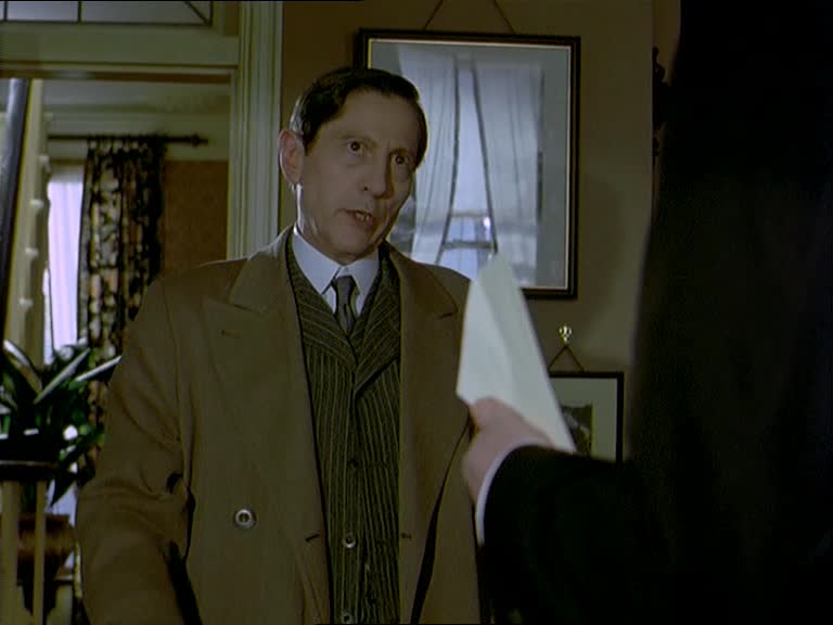File:Granada-chas-6-Lestrade.jpg
