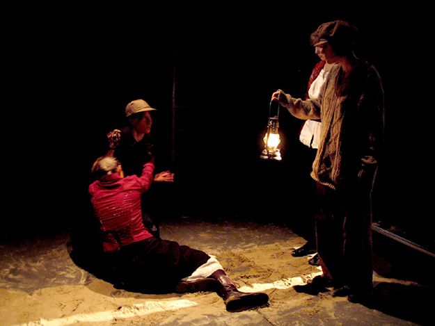 File:2007-sh-poudre-aux-yeux-02.jpg