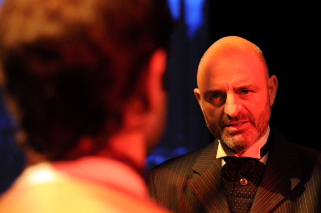 File:2015-sherlock-holmes-and-the-ripper-murders-04.jpg