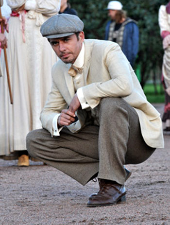 File:Sherlock-Holmes-Petrenko-1.jpg