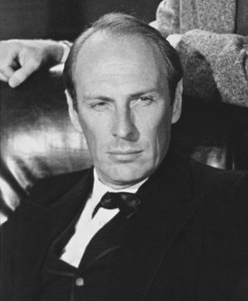 File:1978-1979-the-crucifer-of-blood-whitehead-holmes.jpg