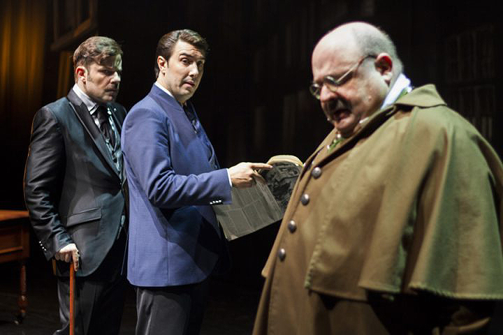File:2018-sherlock-holmes-y-el-destripador-puig-02.jpg