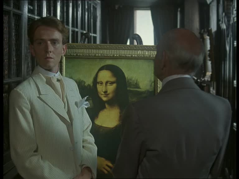 File:Granada-fina-9-Young art expert.jpg