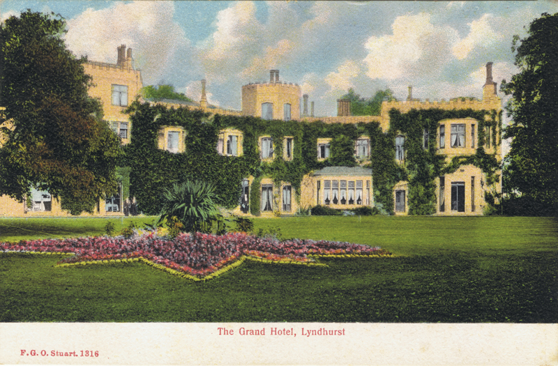 File:08-lyndhurst-grand-hotel-southern-view-of-east-wing-ca-1900.jpg
