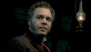 Professor Moriarty (Vincent d'Onofrio)