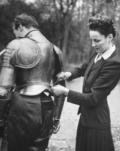 Adrian with his wife Anna repairing his armour (march 1948).