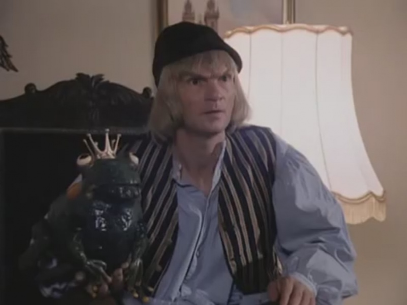 File:1992-sh-sieben-zwerge-S01E03-dummling.jpg