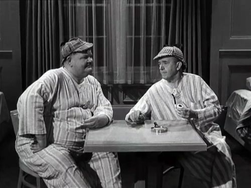 Oliver Hardy and Stan Laurel in The Big Noise (1944)