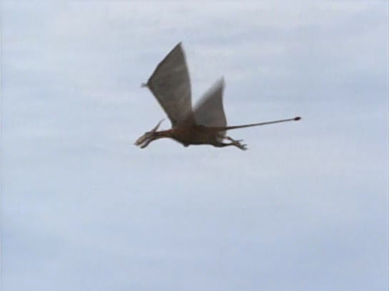 File:1998-the-lost-world-bergin-pterodactyl.jpg