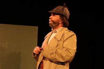Sherlock Holmes (Antoine Brin)