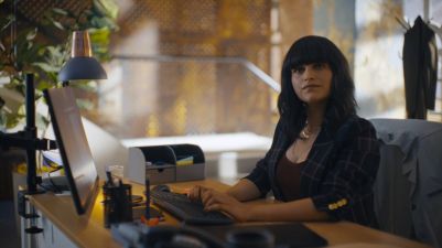 Dr. Ingrid Derian (Eve Harlow)