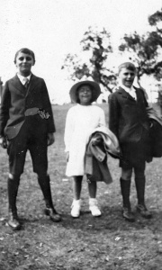 Adrian (right) at Spiritualist's picnic at Nielsen Park, Sydney (1920).