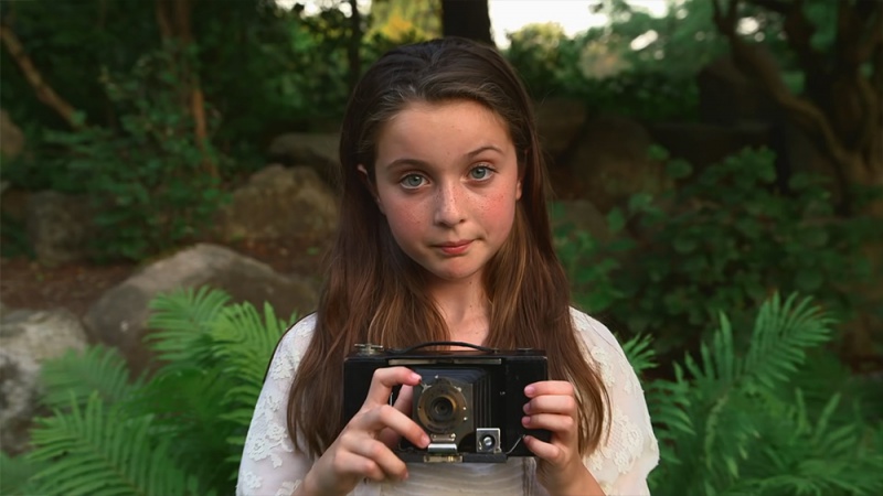 File:2014-the-folklorist-S01E09-the-cottingley-fairies-elsie-wright.jpg