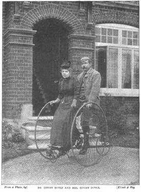 Arthur Conan Doyle and his wife Louisa on a double high wheel bicycle (august 1892).