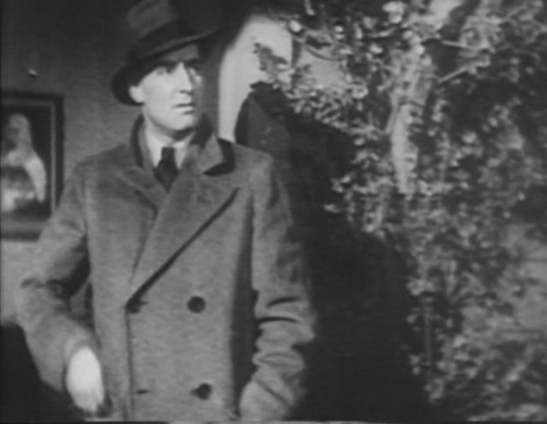 File:1933-a-study-in-scarlet-lestrade.jpg