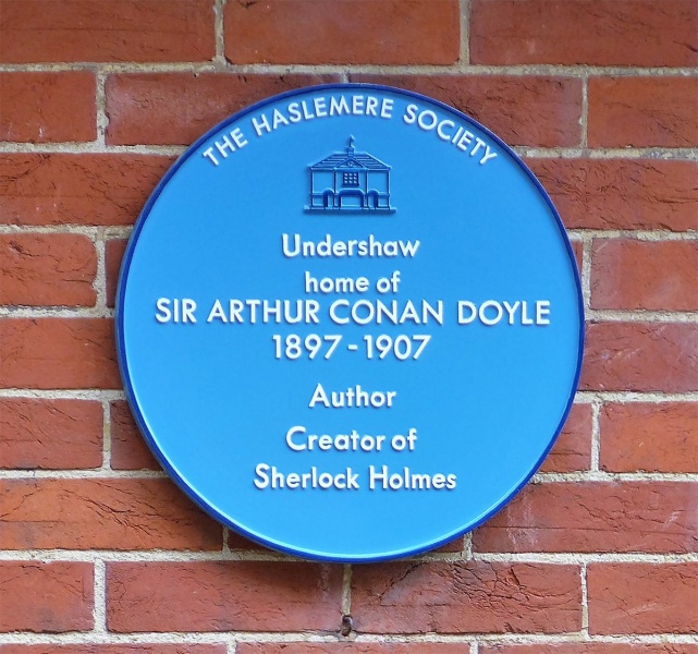 File:Plaque-arthur-conan-doyle-undershaw-stepping-stones-hindhead.jpg