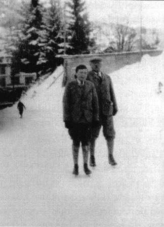 Arthur Conan Doyle and his son Adrian skating in Grindenwald, Switzerland (december 1924).