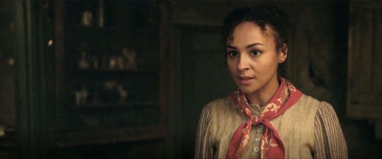 Mae (Abbie Hern)