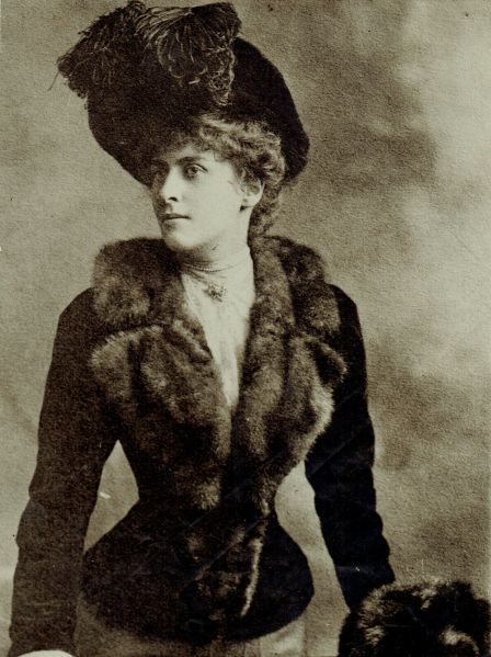 File:1907-jean-leckie-now-lady-conan-doyle-recto.jpg