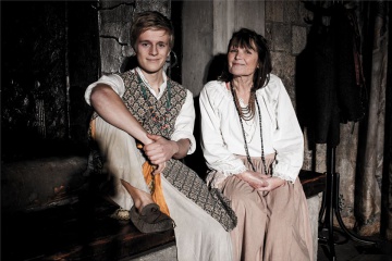 Harrison Lee (left)
