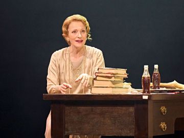 Jean Conan Doyle (Claire Price)