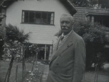 Conan Doyle Home Movie Footage 09 (9 sec.) Arthur Conan Doyle