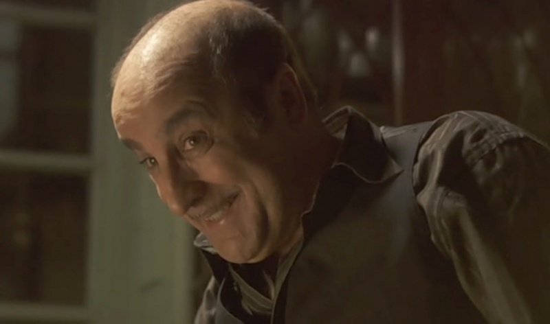 File:2010-SH-BBC-S01E00-angelo.jpg