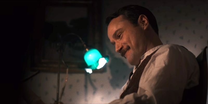 File:2025-winter-palace-s01e08-arthur-conan-doyle1.jpg