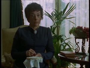 Miss Calder (Mary Cunningham)