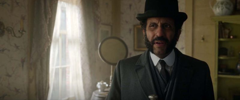 File:2022-enola-holmes2-lestrade.jpg