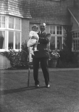 Arthur Conan Doyle and his son Denis.