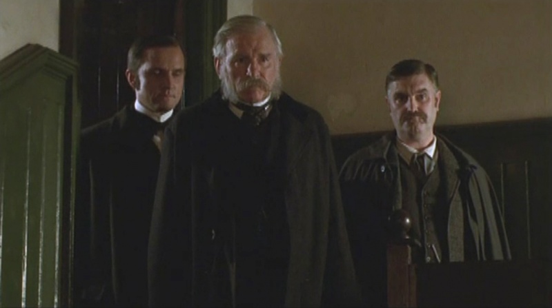 File:2000-mr-bell-and-mr-doyle-0-wolton.jpg