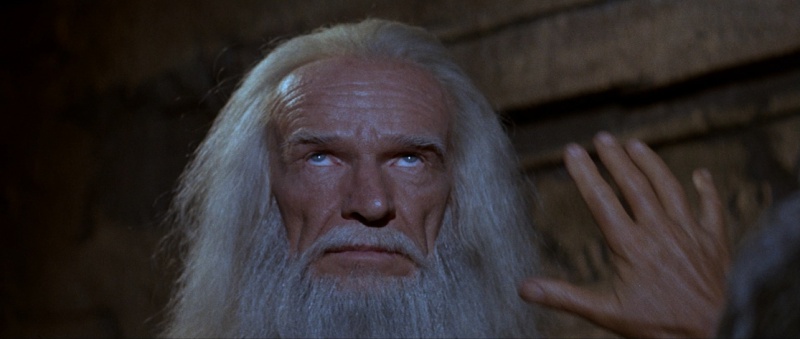File:1960-the-lost-world-burton-white.jpg