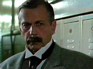 Arthur Conan Doyle (William B. Davis)