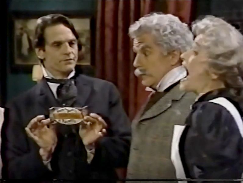 File:1991-saturday-night-live-sherlock-holmes-surprise-party-holmes.jpg