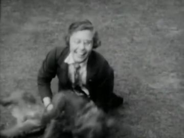 Conan Doyle Home Movie Footage 13 (70 sec.) Arthur Conan Doyle with family, relatives and dog at Bignell Wood (1925~1930)