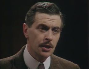 Detective John Trench (James Hazeldine)