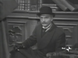 Inspector Mason (Enrico Ostermann)