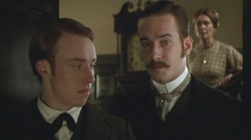 File:2000-mr-bell-and-mr-doyle-0-waller.jpg