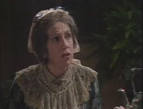 Elderly lady (Primrose Milligan)